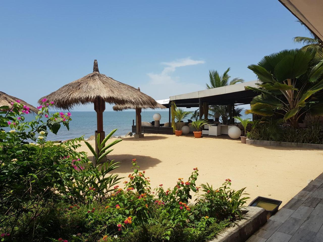 Residence Hoteliere Du Phare Libreville Extérieur photo
