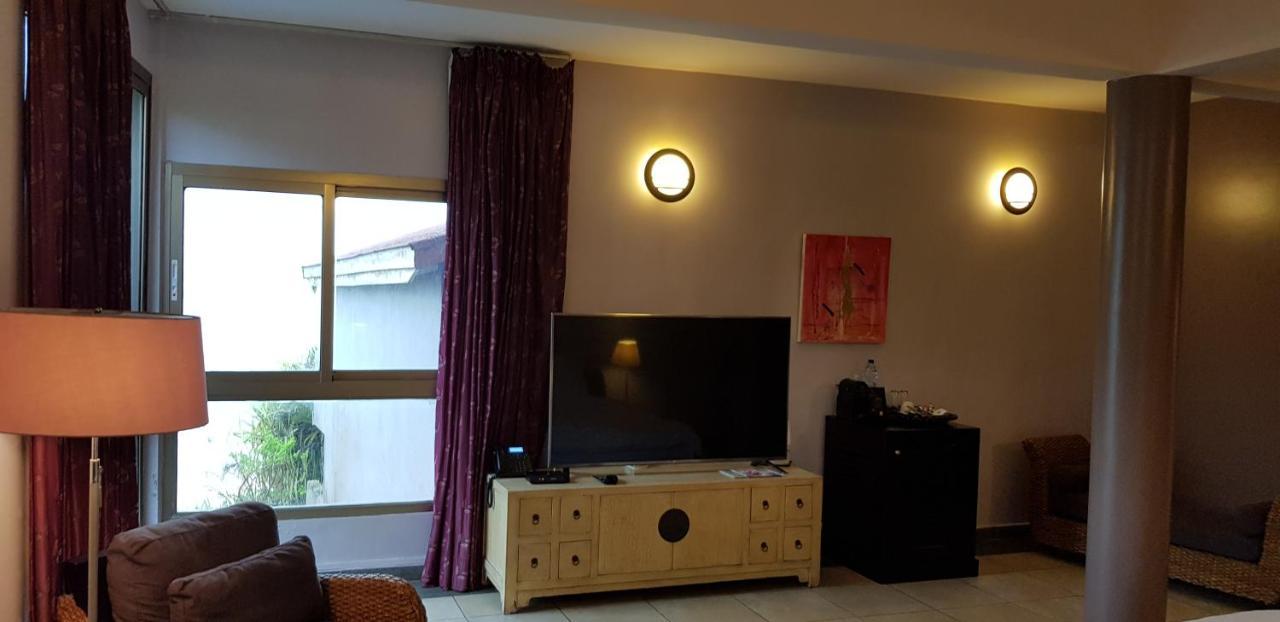 Residence Hoteliere Du Phare Libreville Extérieur photo
