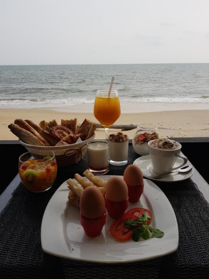 Residence Hoteliere Du Phare Libreville Extérieur photo
